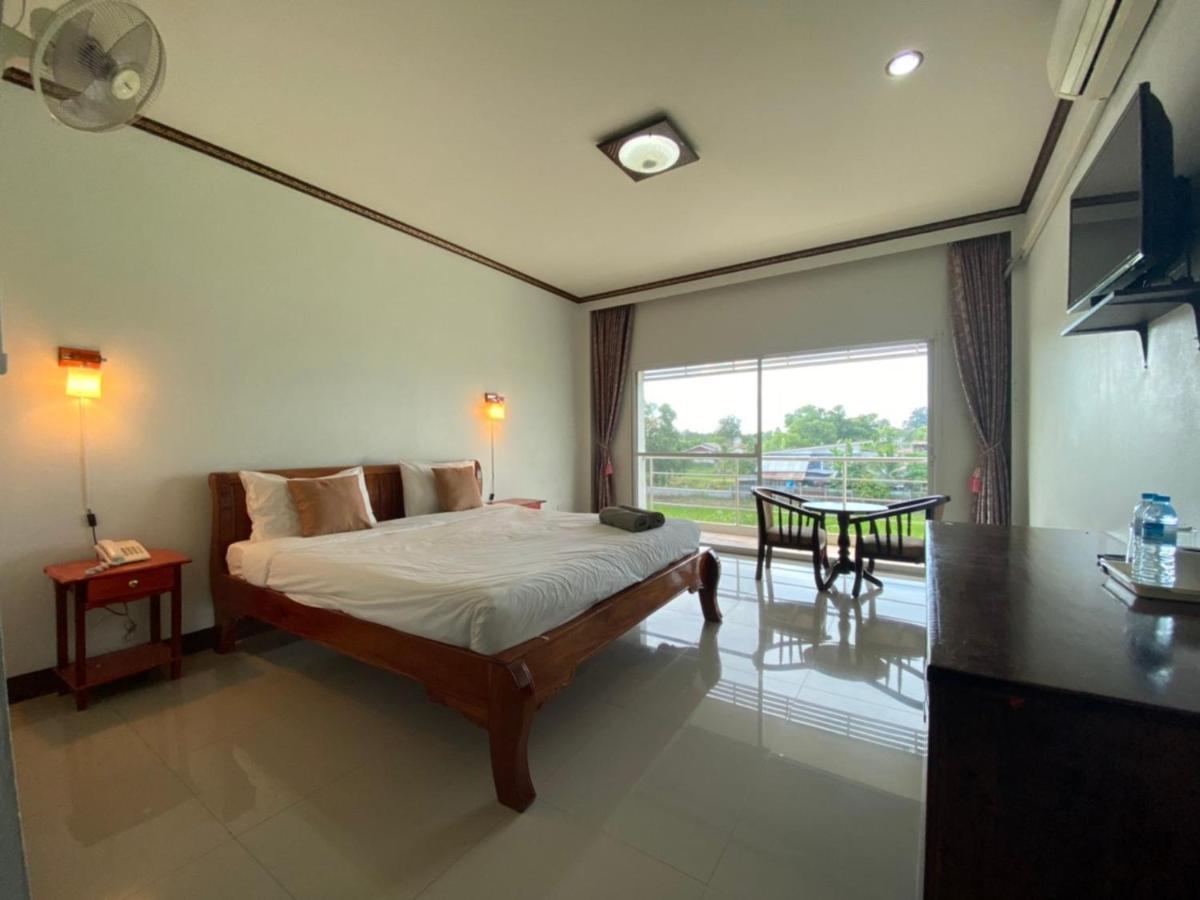 Mayuree Resort Udon Thani Exterior photo