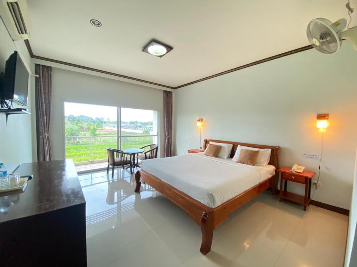 Mayuree Resort Udon Thani Exterior photo