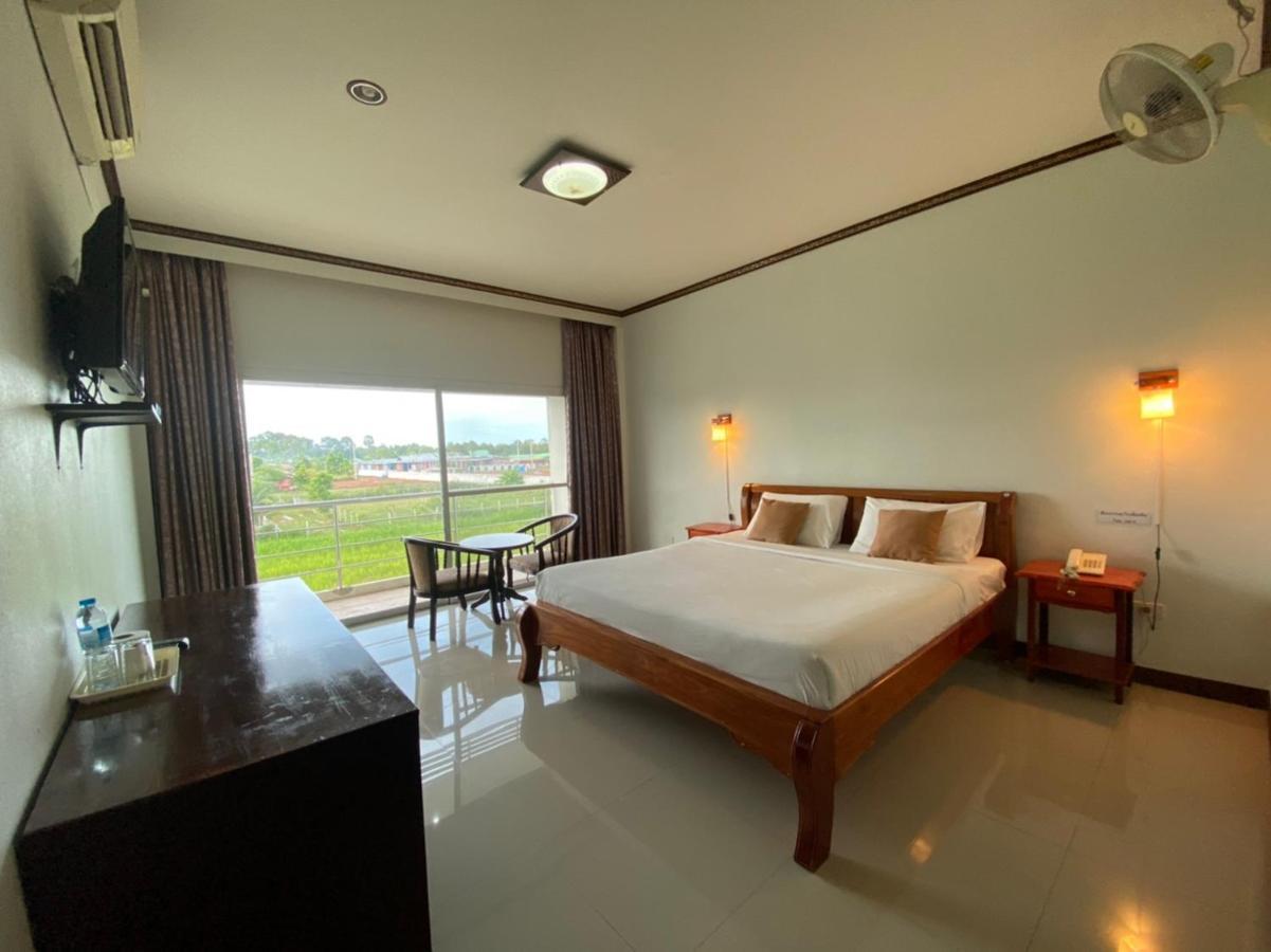 Mayuree Resort Udon Thani Exterior photo