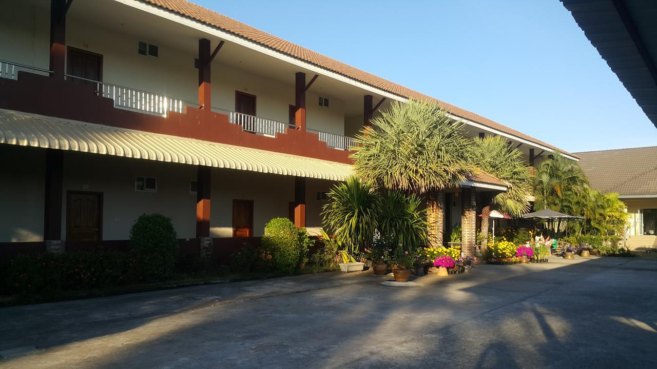 Mayuree Resort Udon Thani Exterior photo
